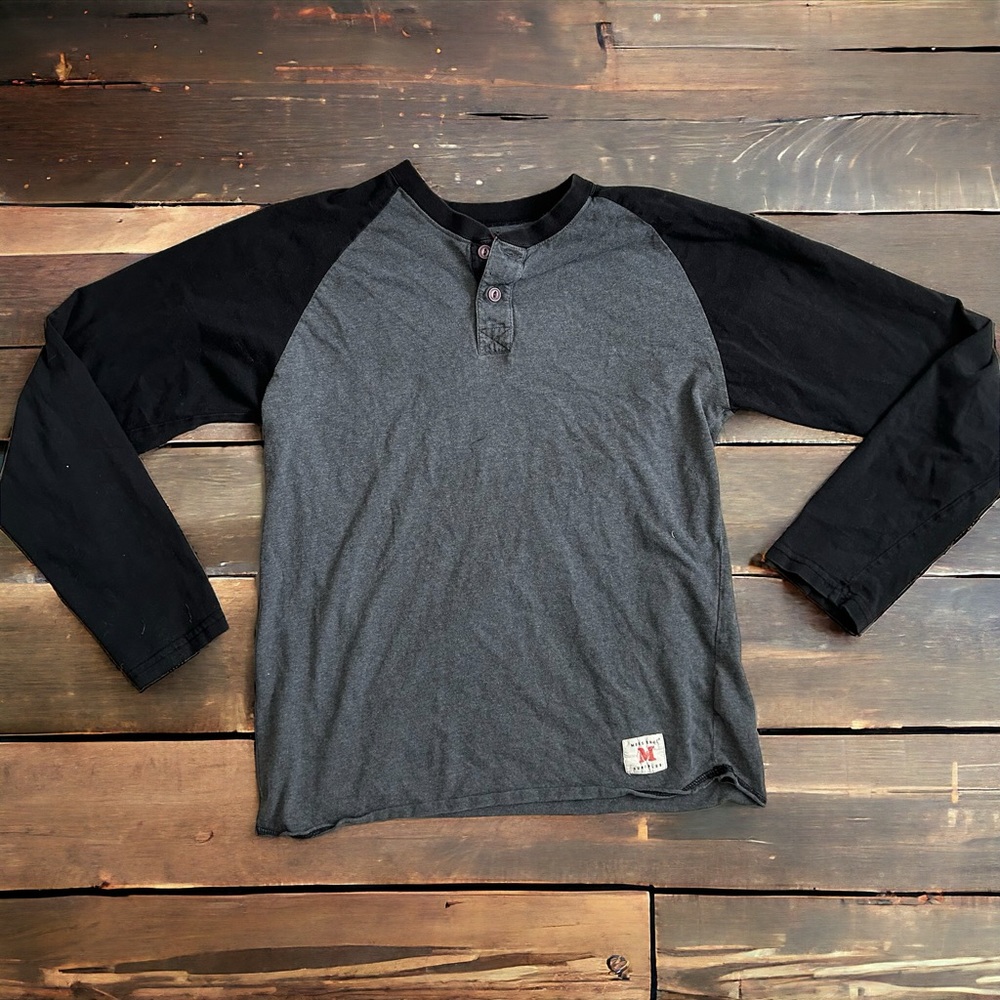 Mossissue Men’s Henley Shirt